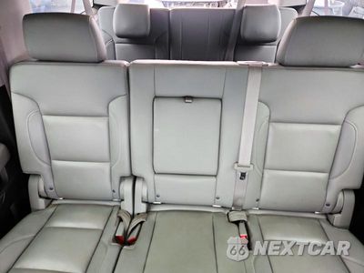 Zdjęcie 10 z 14 samochodu: 2016 CHEVROLET SUBURBAN K1500 LT VIN:1GNSKHKC7GR391170 - miniatura