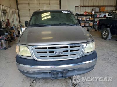 Piąte zdjęcie samochodu w środku: 2003 FORD F150 VIN:1FTRF17223NA23645 - miniatura