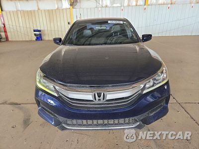 Piąte zdjęcie samochodu w środku: 2017 HONDA ACCORD SPORT VIN:1HGCR2F5XHA088144 - miniatura
