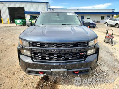 Piąte zdjęcie samochodu w środku: 2019 CHEVROLET SILVERADO K1500 TRAIL BOSS CUSTOM VIN:1GCRYCEF5KZ193999 - miniatura