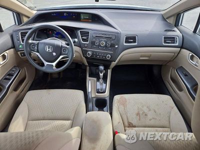 Zdjęcie 8 z 12 samochodu: 2015 HONDA CIVIC LX VIN:19XFB2F57FE065804 - miniatura