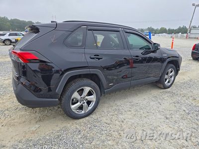 Trzecie zdjęcie samochodu z tyłu: 2021 TOYOTA RAV4 HYBRID XLE PREMIUM VIN:4T3B6RFV4MU051971 - miniatura