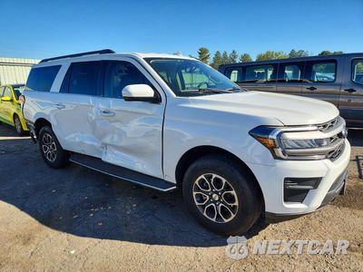 Czwarte zdjęcie samochodu z boku: 2022 FORD EXPEDITION MAX XLT VIN:1FMJK1JT4NEA65761 - miniatura