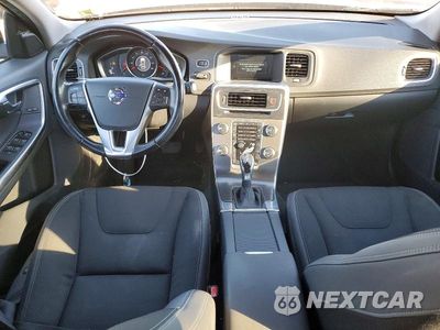 Zdjęcie 8 z 13 samochodu: 2015 VOLVO S60 VIN:YV126MFJ0F1343581 - miniatura