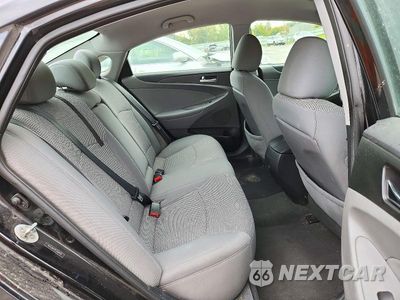 Zdjęcie 10 z 12 samochodu: 2012 HYUNDAI SONATA GLS VIN:5NPEB4AC9CH426079 - miniatura