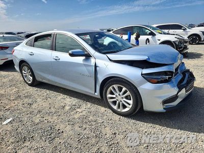 Czwarte zdjęcie samochodu z boku: 2017 CHEVROLET MALIBU LT VIN:1G1ZE5STXHF282498 - miniatura