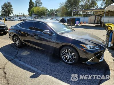 Czwarte zdjęcie samochodu z boku: 2022 LEXUS ES 300H BASE VIN:58ADA1C11NU024045 - miniatura