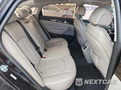 Zdjęcie 10 z 12 samochodu: 2016 HYUNDAI SONATA HYBRID LIMITED VIN:KMHE34L12GA018198 - miniatura