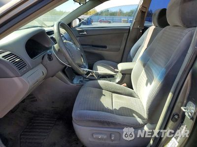 Zdjęcie 7 z 12 samochodu: 2006 TOYOTA CAMRY LE VIN:4T1BE32K26U748546 - miniatura