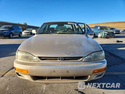 Piąte zdjęcie samochodu w środku: 1996 TOYOTA CAMRY LE V6 VIN:4T1BF12K9TU138365 - miniatura