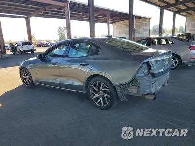Drugie zdjęcie samochodu z przodu: 2020 VOLVO S60 T6 MOMENTUM VIN:7JRA22TK7LG037695 - miniatura