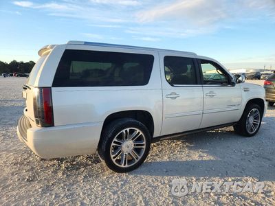 Trzecie zdjęcie samochodu z tyłu: 2012 CADILLAC ESCALADE ESV PREMIUM VIN:1GYS4JEF8CR223042 - miniatura