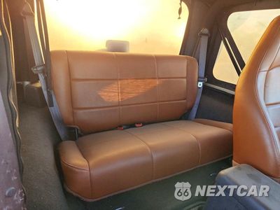 Zdjęcie 10 z 12 samochodu: 2002 JEEP WRANGLER / TJ X VIN:1J4FA39S72P742669 - miniatura