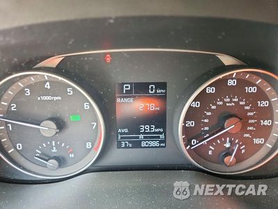 Zdjęcie 9 z 12 samochodu: 2017 HYUNDAI ELANTRA SE VIN:5NPD74LF7HH154241 - miniatura