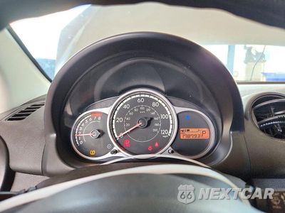 Zdjęcie 9 z 12 samochodu: 2011 MAZDA MAZDA2 VIN:JM1DE1HZ8B0105898 - miniatura