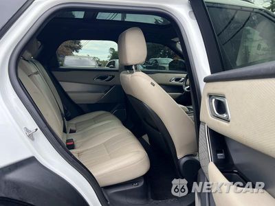 Zdjęcie 6 z 10 samochodu: 2018 LAND ROVER RANGE ROVER VELAR R-DYNAMIC SE VIN:SALYL2RX4JA778618 - miniatura