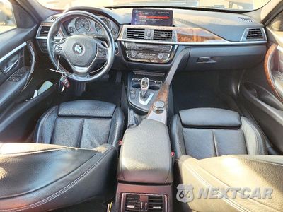 Zdjęcie 8 z 12 samochodu: 2018 BMW 330 XI VIN:WBA8D9G55JNU67364 - miniatura
