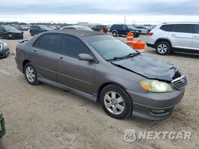 Czwarte zdjęcie samochodu z boku: 2005 TOYOTA COROLLA S VIN:1NXBR32E05Z562971 - miniatura