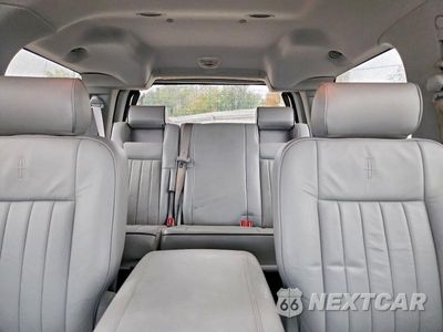 Zdjęcie 10 z 14 samochodu: 2006 LINCOLN NAVIGATOR VIN:5LMFU28536LJ19915 - miniatura