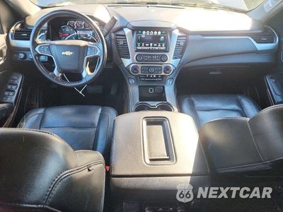 Zdjęcie 8 z 13 samochodu: 2018 CHEVROLET SUBURBAN K1500 LT VIN:1GNSKHKC0JR202236 - miniatura