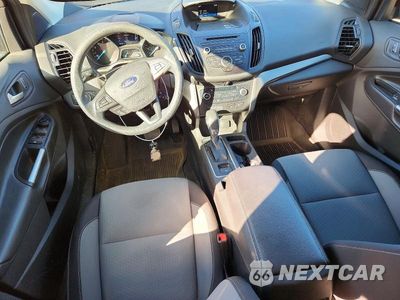 Zdjęcie 8 z 13 samochodu: 2018 FORD ESCAPE SE VIN:1FMCU9GD2JUB02016 - miniatura