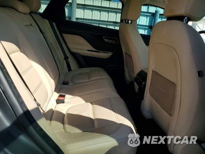 Zdjęcie 11 z 13 samochodu: 2018 JAGUAR F-PACE PRESTIGE VIN:SADCK2FX8JA320660 - miniatura