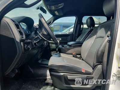 Zdjęcie 7 z 13 samochodu: 2023 RAM 3500 VIN:3C7WRSCL5PG597673 - miniatura
