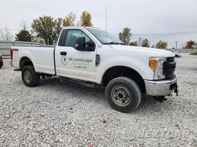 Czwarte zdjęcie samochodu z boku: 2017 FORD F250 SUPER DUTY VIN:1FTBF2B62HED30628 - miniatura