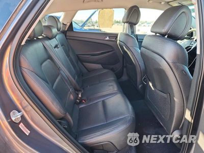 Zdjęcie 11 z 14 samochodu: 2016 HYUNDAI TUCSON LIMITED VIN:KM8J33A22GU026630 - miniatura