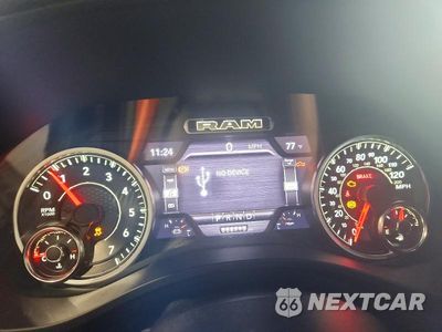 Zdjęcie 9 z 13 samochodu: 2021 RAM 1500 LARAMIE VIN:1C6SRFJT4MN524990 - miniatura
