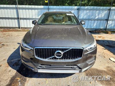 Piąte zdjęcie samochodu w środku: 2019 VOLVO XC60 T5 MOMENTUM VIN:LYV102DK6KB177699 - miniatura