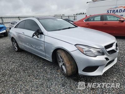Czwarte zdjęcie samochodu z boku: 2014 MERCEDES-BENZ E 350 VIN:WDDKJ5KB1EF235504 - miniatura