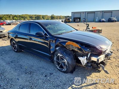Czwarte zdjęcie samochodu z boku: 2026 HYUNDAI SONATA SEL SPORT VIN:KMHL64JAXTA549113 - miniatura