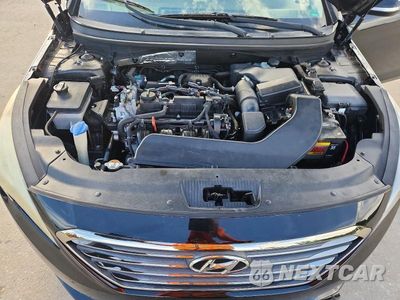 Zdjęcie 11 z 12 samochodu: 2015 HYUNDAI SONATA LIMITED VIN:5NPE34AF4FH238887 - miniatura