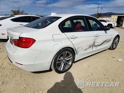 Trzecie zdjęcie samochodu z tyłu: 2013 BMW 328 I SULEV VIN:WBA3C1C53DF440246 - miniatura