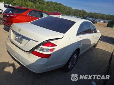 Trzecie zdjęcie samochodu z tyłu: 2007 MERCEDES-BENZ S 550 VIN:WDDNG71X47A115460 - miniatura