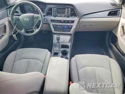 Zdjęcie 8 z 12 samochodu: 2016 HYUNDAI SONATA HYBRID SE VIN:KMHE24L14GA013166 - miniatura