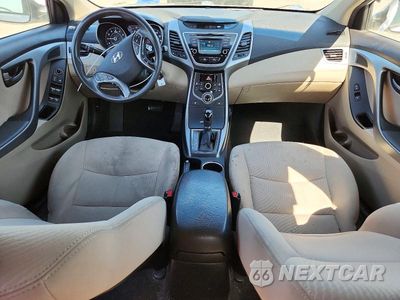 Zdjęcie 8 z 12 samochodu: 2014 HYUNDAI ELANTRA SE VIN:5NPDH4AE5EH479974 - miniatura