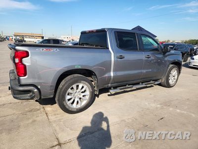 Trzecie zdjęcie samochodu z tyłu: 2019 CHEVROLET SILVERADO K1500 CUSTOM VIN:1GCPYBEH7KZ416885 - miniatura