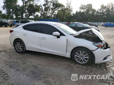 Czwarte zdjęcie samochodu z boku: 2017 MAZDA 3 SPORT VIN:3MZBN1U70HM117011 - miniatura