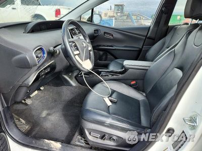 Zdjęcie 7 z 13 samochodu: 2017 TOYOTA PRIUS FOUR TOURING VIN:JTDKARFU7H3036251 - miniatura