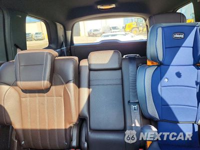 Zdjęcie 10 z 13 samochodu: 2018 MERCEDES-BENZ GLS 450 4MATIC VIN:4JGDF6EE2JB168800 - miniatura