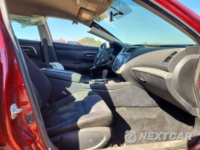 Zdjęcie 7 z 12 samochodu: 2017 NISSAN ALTIMA 2.5 SV VIN:1N4AL3AP1HC260562 - miniatura