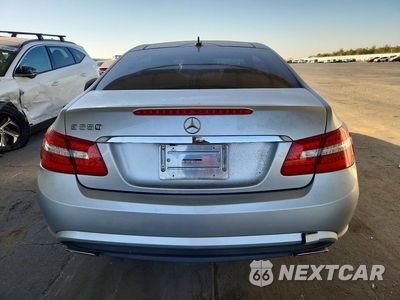 Zdjęcie 6 z 12 samochodu: 2010 MERCEDES-BENZ E 550 VIN:WDDKJ7CB9AF026211 - miniatura