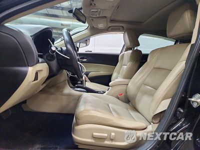 Zdjęcie 7 z 12 samochodu: 2016 ACURA ILX PREMIUM VIN:19UDE2F74GA012483 - miniatura
