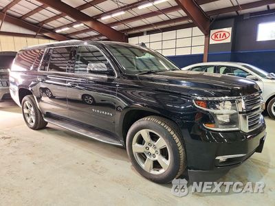 Czwarte zdjęcie samochodu z boku: 2017 CHEVROLET SUBURBAN K1500 PREMIER VIN:1GNSKJKCXHR211706 - miniatura