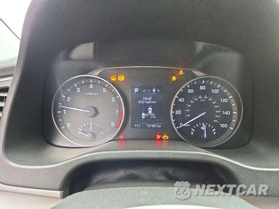 Zdjęcie 9 z 12 samochodu: 2018 HYUNDAI ELANTRA SEL VIN:5NPD84LF1JH296815 - miniatura
