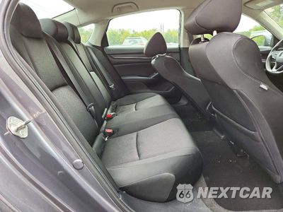 Zdjęcie 10 z 12 samochodu: 2018 HONDA ACCORD LX VIN:1HGCV1F1XJA082627 - miniatura