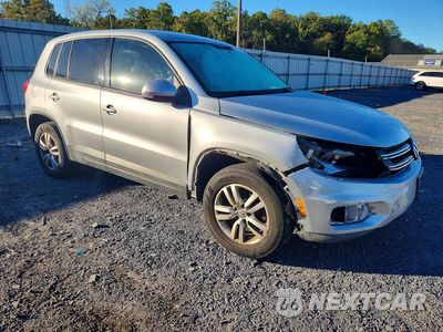 Czwarte zdjęcie samochodu z boku: 2013 VOLKSWAGEN TIGUAN S VIN:WVGAV7AX2DW502081 - miniatura