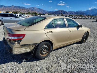 Trzecie zdjęcie samochodu z tyłu: 2011 TOYOTA CAMRY LE VIN:4T1BF3EK9BU614989 - miniatura